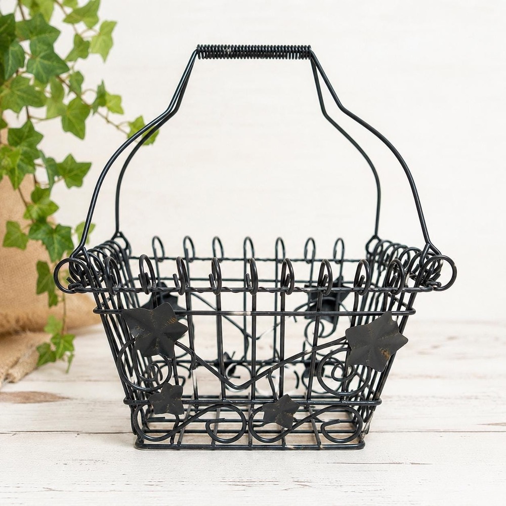 Vintage 80s Metal Ivy Basket Planter green Wire Garden Farmhouse Cottagecore
